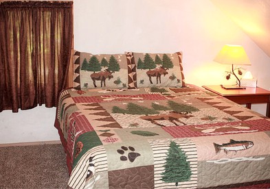 Homey Cabin Rental near the Kenai Wildlife Refuge in Sterling, Alaska - Sterling, Alaska - glamping.directory