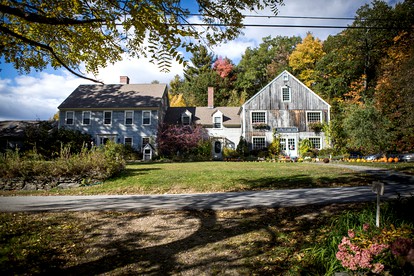 Cozy Bed and Breakfast Lodging near the Quabbin Reservoir, Massachusetts - glamping.directory