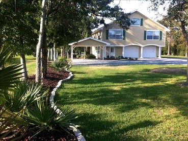 Waterfront Luxury Camping Rental on Lake Pontchartrain near New Orleans, Louisiana - glamping.directory