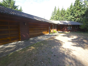 Stunning Cabin Rental with Incredible Ocean Views along the Oregon Coast - Port Orford, Oregon - glamping.directory