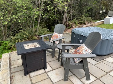 Luxury Canvas Retreat w/ Rain Shower & Firepit in Brush Prairie, Washington - Brush Prairie, Washington - glamping.directory