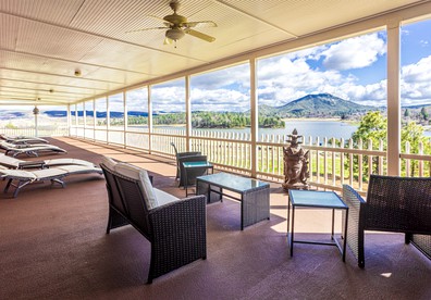 Beautiful Lakeview Suite with a Sauna for a Getaway near San Diego - Julian, California - glamping.directory
