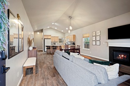 Beaumont - Easy Access to All of Central Oregon - Bend, Oregon - glamping.directory