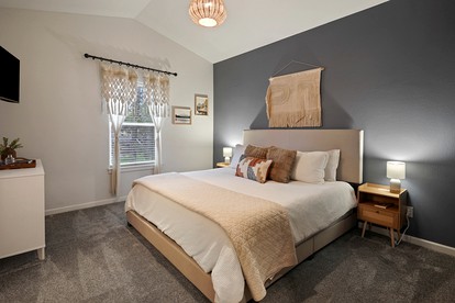 Beaumont - Easy Access to All of Central Oregon - Bend, Oregon - glamping.directory
