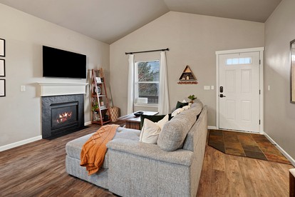Beaumont - Easy Access to All of Central Oregon - Bend, Oregon - glamping.directory