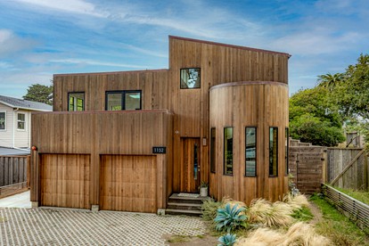 Incredible Villa Rental with Hot Tub and Access to Beaches and Mountains for Unforgettable Trips to California - glamping.directory