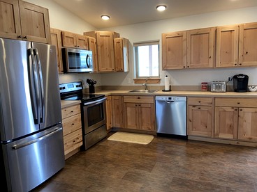 Modern Vacation Home with Madison Range Views near Madison River, Ennis Montana - Ennis, Montana - glamping.directory