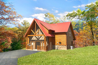 Majestic Cabin near Gatlinburg Perfect for a Getaway in Tennessee - glamping.directory