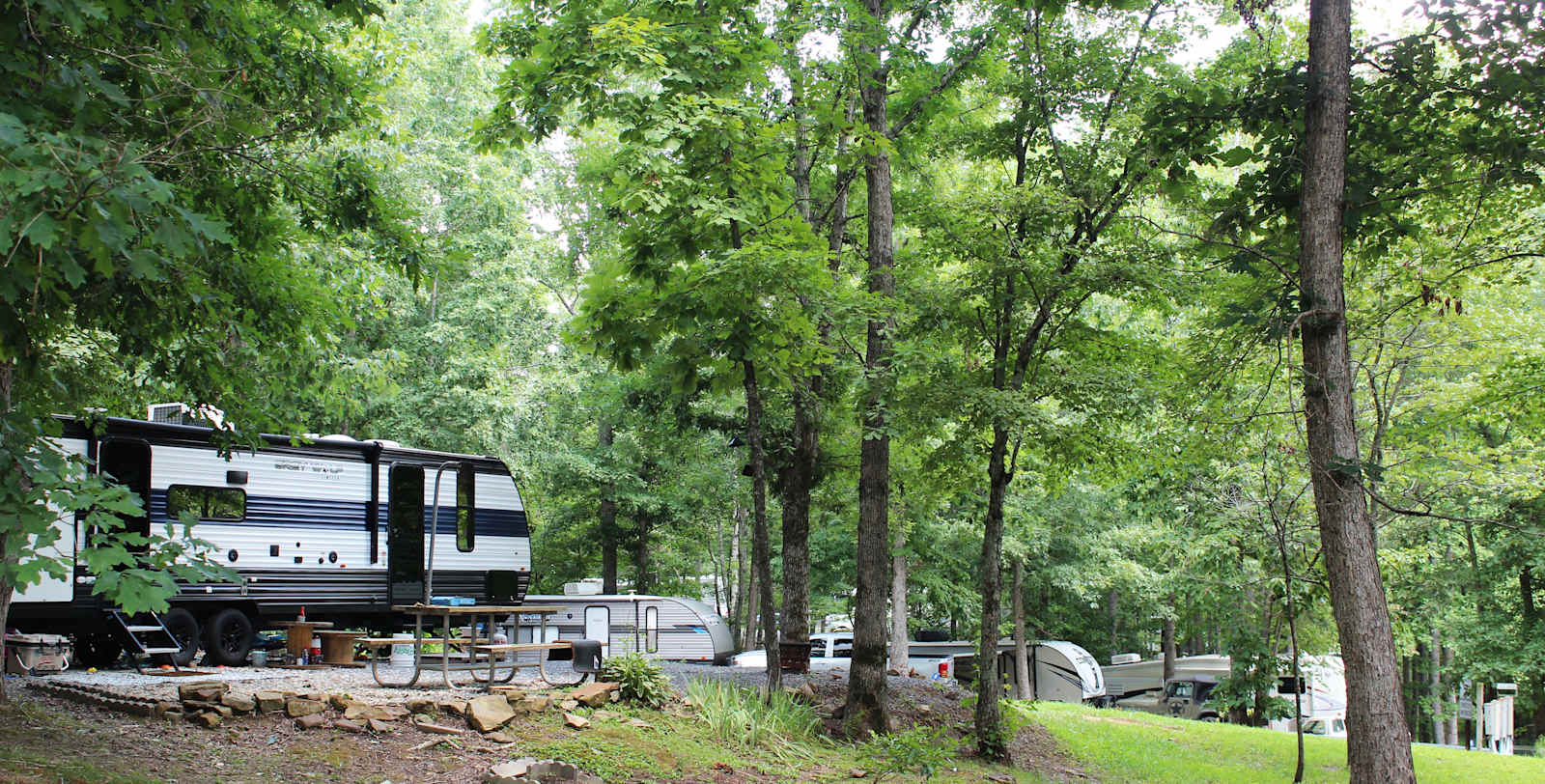 Little River Campground - glamping.directory