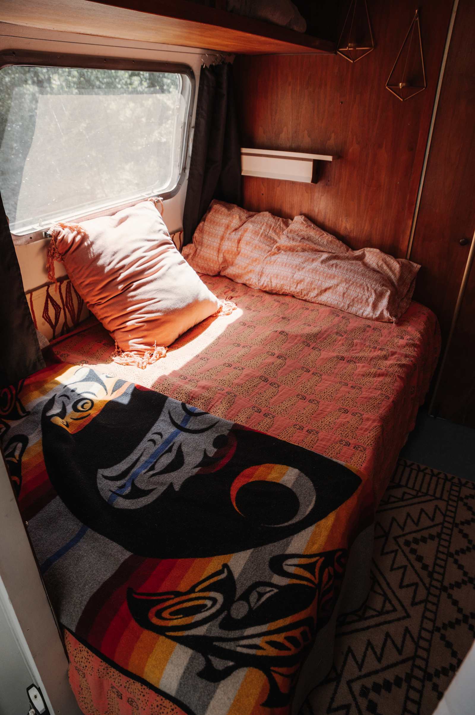 Coco The Airstream - Grass Valley, California - glamping.directory