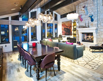 Luxury Mountain Villa with Elevator Perfect for Winter Sports in Vail, Colorado - Vail, Colorado - glamping.directory