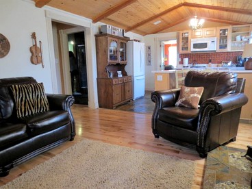 Historic Cottage Perfect for a Weekend Getaway in Prescott, Arizona - Prescott, Arizona - glamping.directory