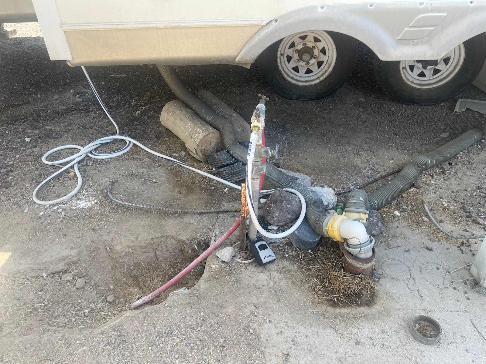 Baker RV Parking - Baker, California - glamping.directory