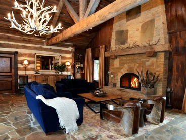 Exquisite Group Rental with an Outdoor Pool near New Braunfels, Texas - Wimberley, Texas - glamping.directory