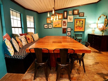 Exquisite Group Rental with an Outdoor Pool near New Braunfels, Texas - Wimberley, Texas - glamping.directory
