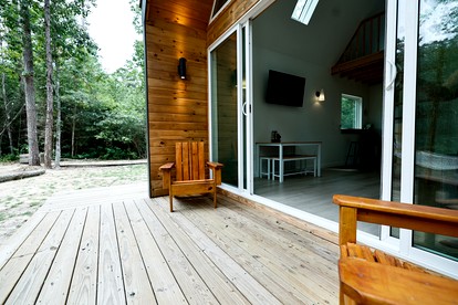 Gorgeous Cozy Cabin in Montgomery, Texas - Montgomery, Texas - glamping.directory