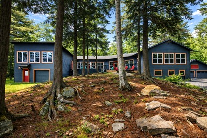 Lush Lakefront Cabin Sanctuary Near Moosehead Lake, Maine - Greenville, Maine - glamping.directory
