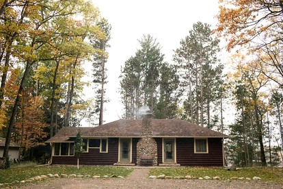 Charming Lakeside Lodging in Minocqua Perfect for a Nature Escape in Wisconsin - glamping.directory