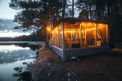 Charming Lakeside Lodging in Minocqua Perfect for a Nature Escape in Wisconsin - Minocqua, Wisconsin - glamping.directory