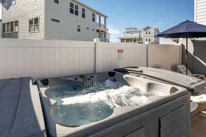 Luxury Coastal Escape with Private Pool, BBQ Grill & Family Amenities in Corolla, North Carolina - Corolla, North Carolina - glamping.directory