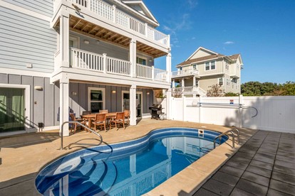 Luxury Coastal Escape with Private Pool, BBQ Grill & Family Amenities in Corolla, North Carolina - Corolla, North Carolina - glamping.directory