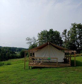 Fantastic Secluded Tented Cabin with Fire Pit in Logan, Ohio - Logan, Ohio - glamping.directory