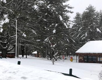 Family-Friendly Bell Tent Rental on a Riverside Resort near Lake George, New York - Diamond Point, New York - glamping.directory