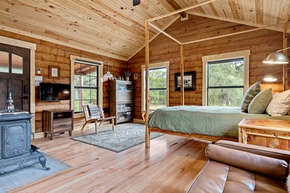 Beautiful Hill Country Cabin Rental Ideal for Romantic Weekend Getaways from Austin - Wimberley, Texas - glamping.directory