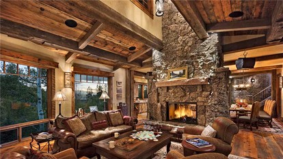 Luxury Mountain Getaway close to Skiing and City Attractions in Steamboat Springs, Colorado - Steamboat, Colorado - glamping.directory