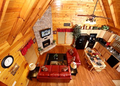 Dog-Friendly Cabin Rental with a Hot Tub near Gatlinburg, Tennessee - Sevierville, Tennessee - glamping.directory