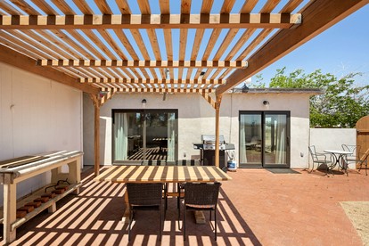 Wonderful Cottage with Barbecue and Gorgeous Desert Views in Yucca Valley, California - glamping.directory