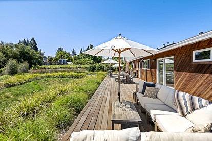 Luxury Villa with Outdoor Pool in Sebastopol, California - Sebastopol, California - glamping.directory