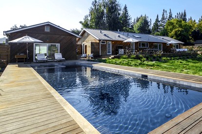 Luxury Villa with Outdoor Pool in Sebastopol, California - glamping.directory