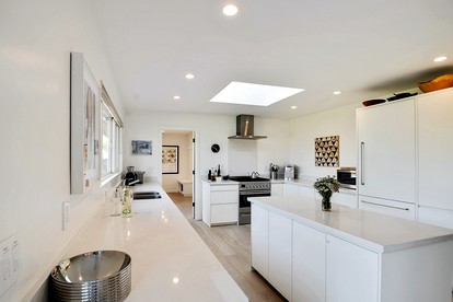 Luxury Villa with Outdoor Pool in Sebastopol, California - Sebastopol, California - glamping.directory