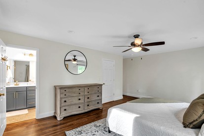Serene Countryside Cottage with Expansive Porch in Orange, Virginia - Orange, Virginia - glamping.directory