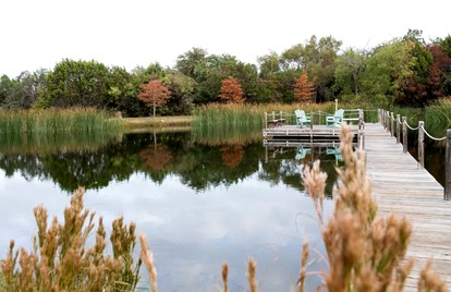 Inviting Cabin near Marble Falls with Lake Access - glamping.directory