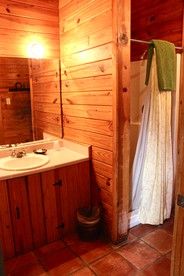 Inviting Cabin near Marble Falls with Lake Access - Marble Falls, Texas - glamping.directory