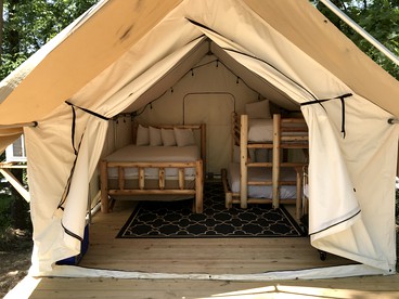 Luxury Tent Rental in the Great Smoky Mountains of Pigeon Forge, Tennessee - glamping.directory