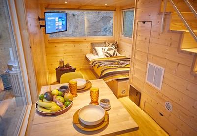 Bougie Tiny Home with Mountain Views, Hot Tub, Just 2 miles to Black Rock Hot Springs, NM - El Prado, New Mexico - glamping.directory