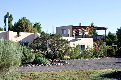 Cozy Three-Bedroom Cottage with Private Garden in Taos, New Mexico - glamping.directory