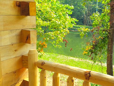 Cozy Cabin Rental with a Four-Person Hot Tub near Hocking Hills State Park, Ohio - Logan, Ohio - glamping.directory