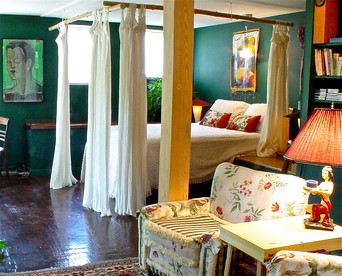 Gorgeous Retreat for a Romantic Getaway in Eureka Springs, Arkansas - Eureka Springs, Arkansas - glamping.directory