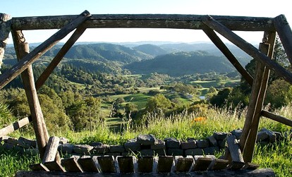 Vacation Rental with Spa and Pool on Winery near Healdsburg, California - Cloverdale, California - glamping.directory