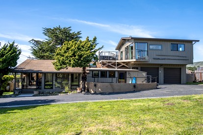 Gorgeous Coastal Cottage with Private Hot Tub in Bodega Bay, Perfect for a Weekend Escape by the Sea - Bodega Bay, California - glamping.directory