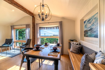 Gorgeous Coastal Cottage with Private Hot Tub in Bodega Bay, Perfect for a Weekend Escape by the Sea - Bodega Bay, California - glamping.directory