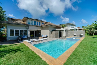 Spectacular Villa with Private Pool, Pool Table and Design Exterior and Interior in Princeville, Hawaii - glamping.directory
