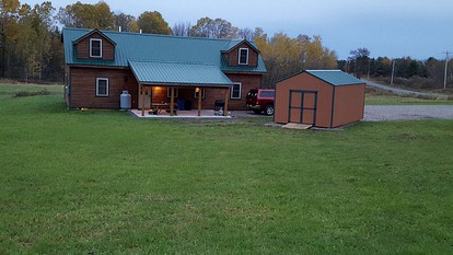 Rural Log Cabin Rental with Barbecue near Salmon River, New York - Richland, New York - glamping.directory