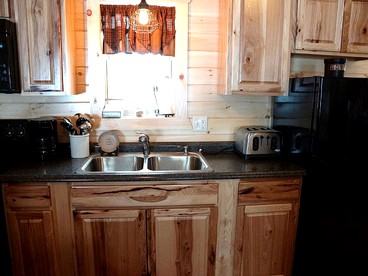 Rural Log Cabin Rental with Barbecue near Salmon River, New York - Richland, New York - glamping.directory