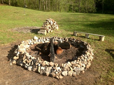 Rustic Cabin on a Woodland Farm in Tellico Plains, Tennessee - Tellico Plains, Tennessee - glamping.directory