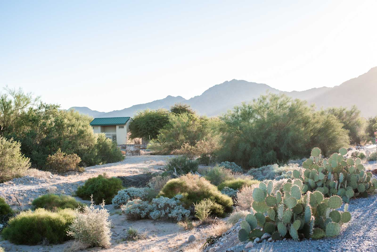 RV site parallels Golf Course - Yuma, Arizona - glamping.directory